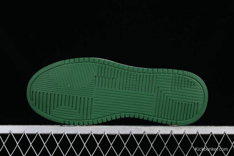 Gucci Chunky B Screener GG Sneakers Retro Style with Classic GG Canvas and Leather Trim - 9Y9209666