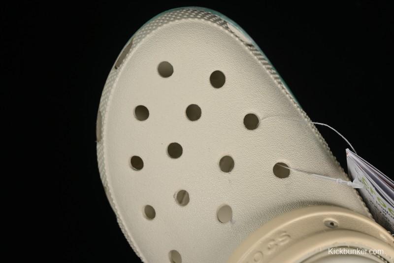 Crocs Classic Clog Cloud Retro Sandals with Adjustable Heel Strap - B.D4