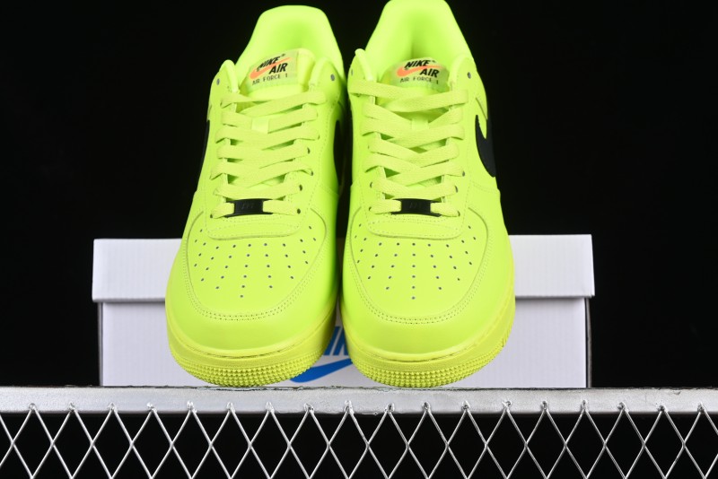 Nike Air Force 1 '07 Low Top Casual Sneakers in Firefly Green - FA2407-301