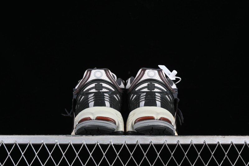 New Balance 1906 Series Retro Dad Style Casual Running Shoes - M1906AR