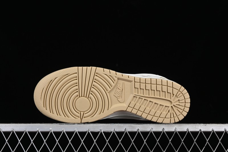 Nike SB Dunk Low Collaboration Three Swooshes Beige Gold Colorway Low-Top Casual Skateboarding Shoes - NK5639-326