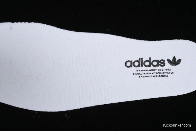 Adidas Originals Samba OG Low-Top Casual Sneakers with Panda Mischief Design - B75806