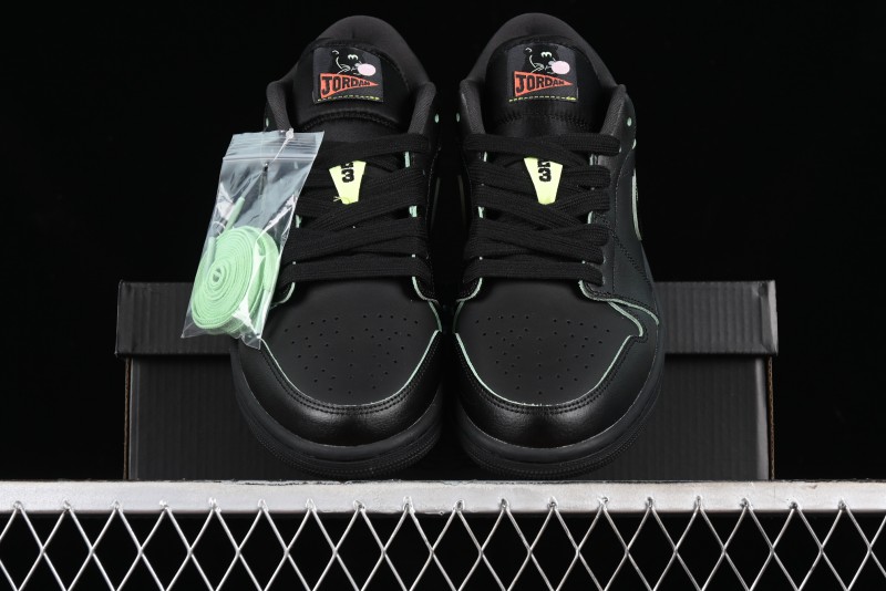 Nike Air Jordan 1 Low Black Cat Basketball Shoes - HM3690-001