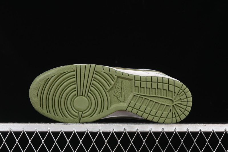 Nike Dunk Low The North Face CDG Collaboration - Green Label SB Low-Top Skate Shoes - DQ1098-397