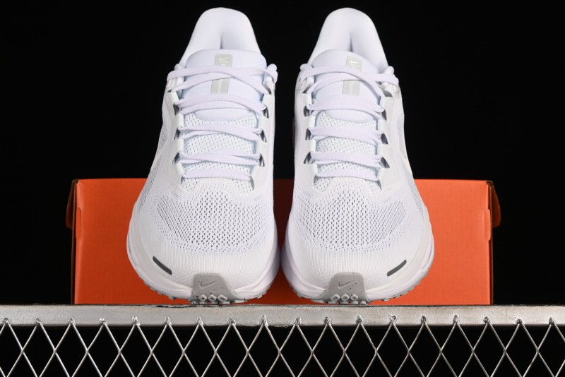 Nike Air Zoom Pegasus 41 Breathable Lightweight Running Shoes with Cushioning - FD2723-102