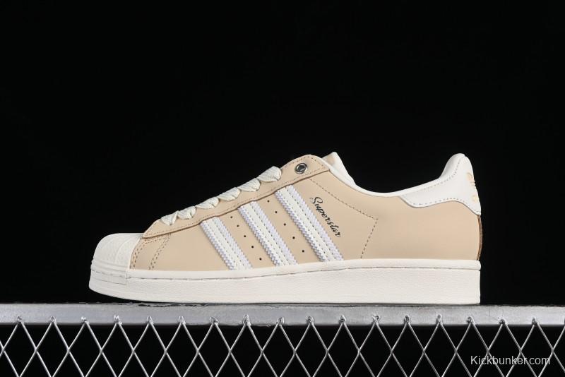 Adidas Originals Superstar Casual Sneakers with Shell Toe Design - IE3039