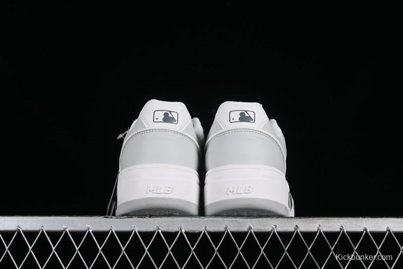 MLB Chunky Liner Basic New York Yankees Height Increasing Thick Sole Casual Sneakers - 3ASXCA12N50GRL