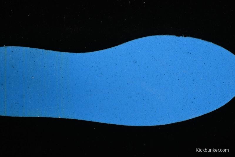 Adidas Originals Campus 00s Retro Sneakers with Chunky Sole Design - IE5588