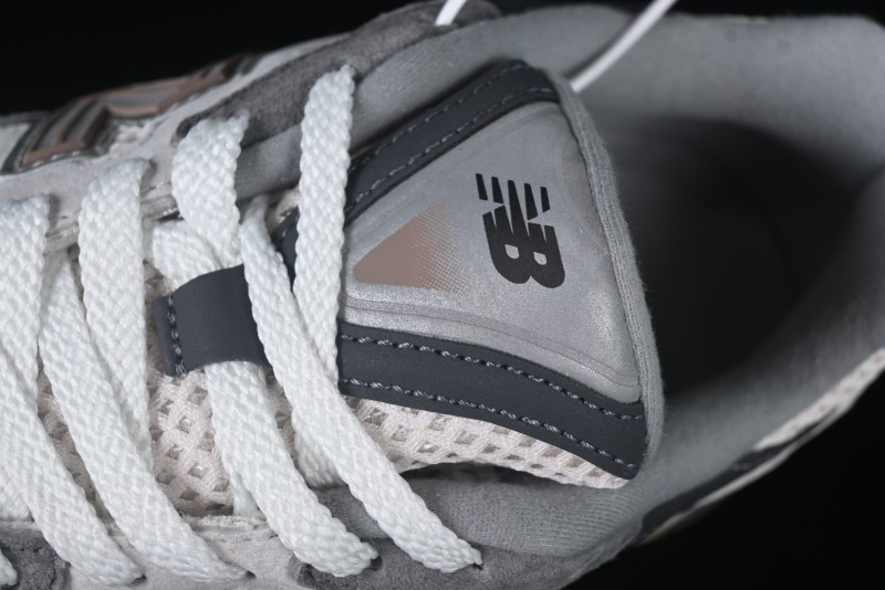New Balance 2010 Series Retro Casual Running Shoes - M2010GRY