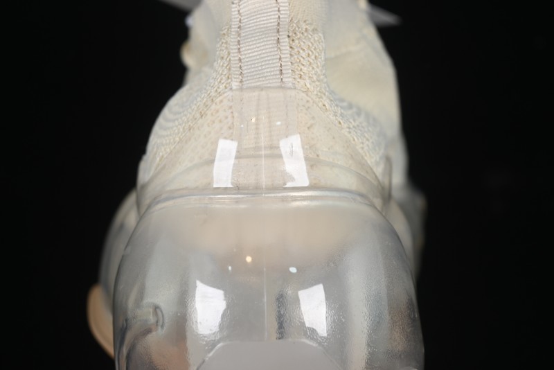 Grounds Big Bubble High Platform Sneakers in Cream White - AJE5
