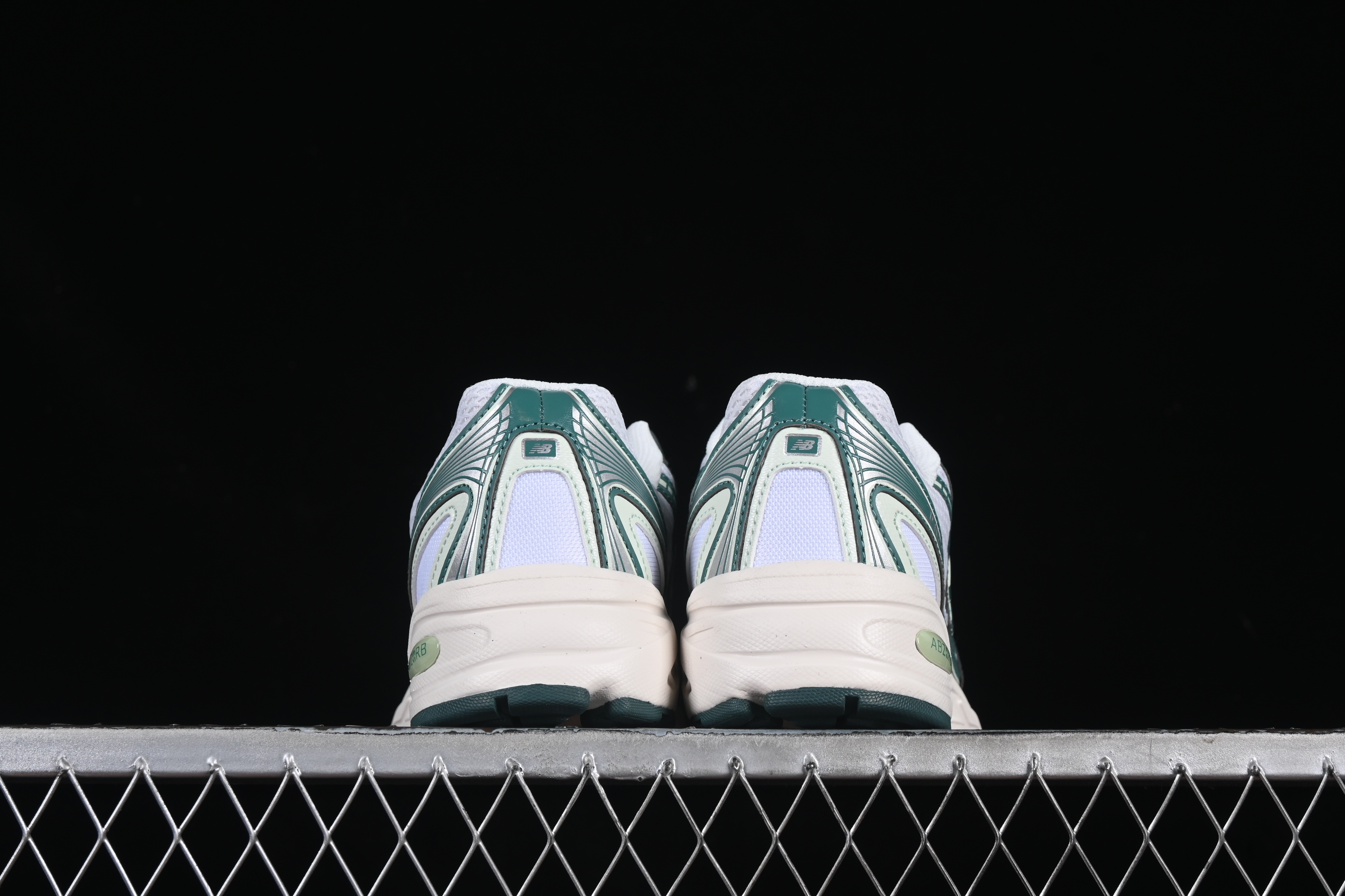 New Balance 740 Series Retro Dad Style Casual Running Shoes - U740GR2