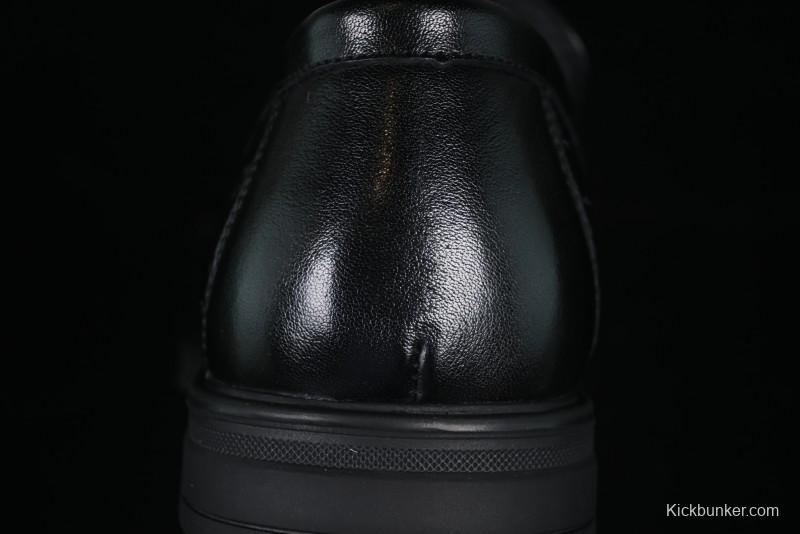 ECCO London Collection Slip-On Business Men's Leather Shoes with Wide Toe Box and Cushioned Sole - 61160801001