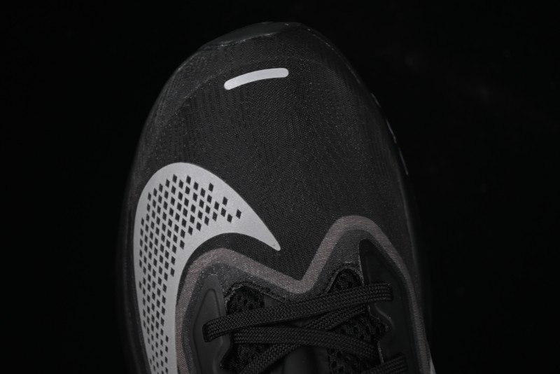 Nike Zoom Fly 6 Lightweight Responsive Running Shoes with Carbon Fiber Plate - FN8454-001
