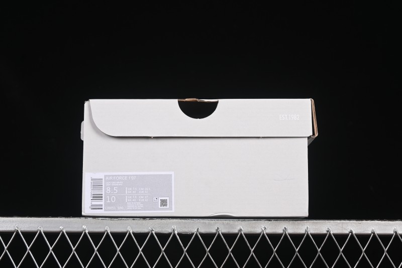 Nike Air Force 1 '07 Low 2.0 Flyknit Casual Sneakers with Full-Length Air Cushion - CI0051-500