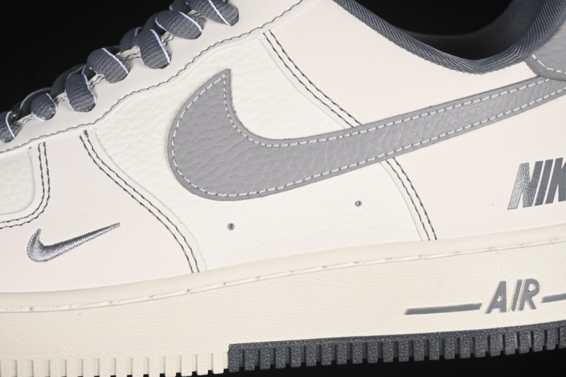 Nike Air Force 1 '07 Low Casual Sneakers in Cream Grey with Full-Length Air Cushion - SC9207-534