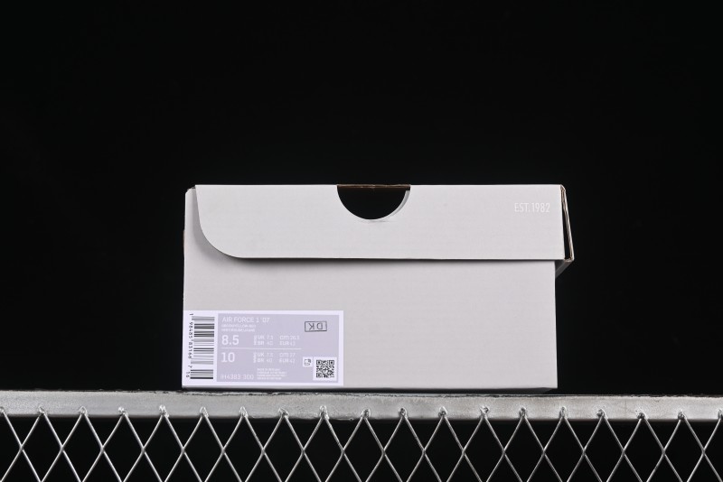 Nike Air Force 1'07 Low Lil Yachty Collaboration Casual Sneakers with Patent Leather and Multicolor Design - IH4383-300