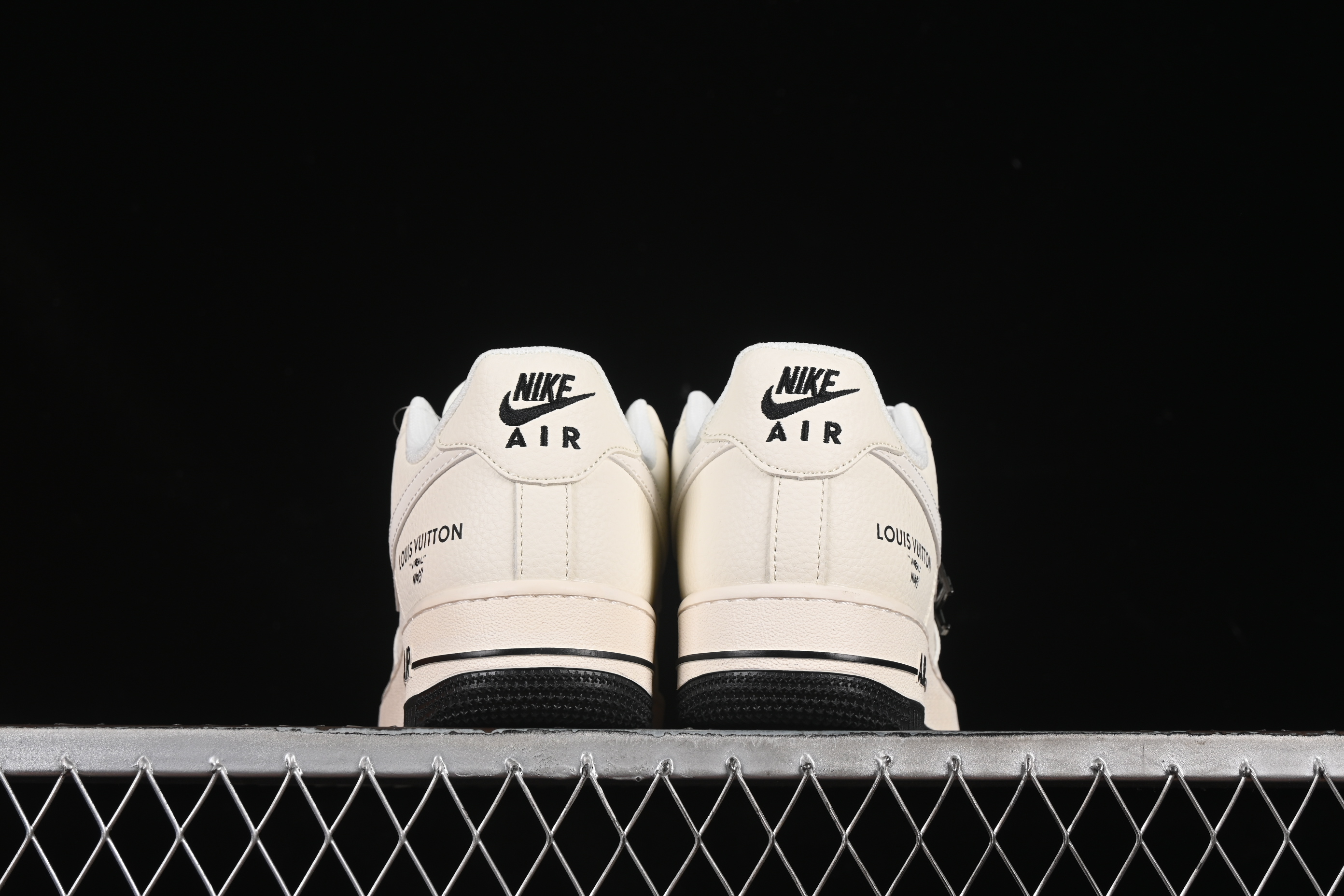 Nike Air Force 1'07 Low LV Collaboration Off-White Black Sole Casual Sneakers - XX3168-139