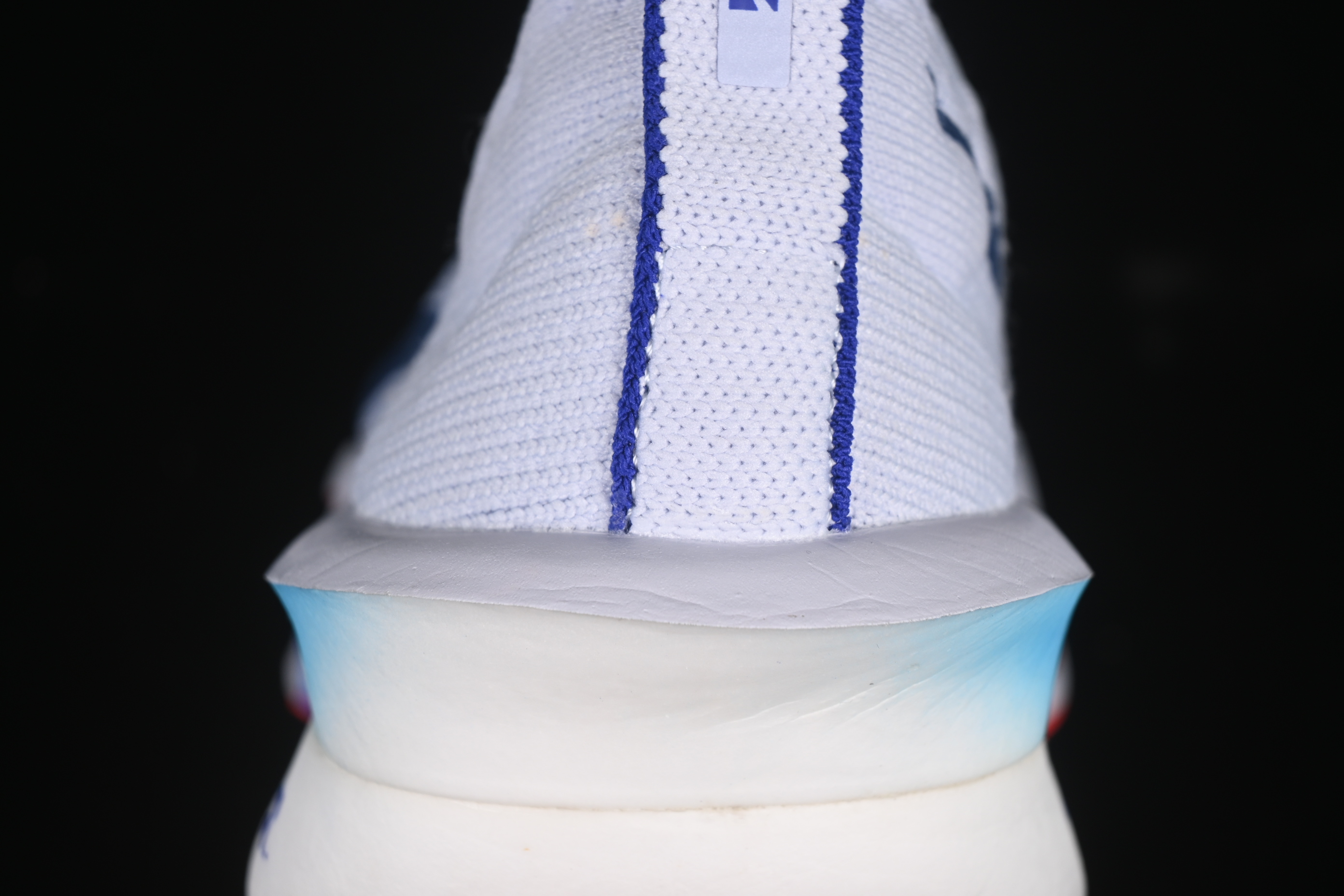 Nike Zoom AlphaFly Next 3% Prototype Marathon Running Shoes with Dual Air Zoom and ZoomX Foam - FD8311-001