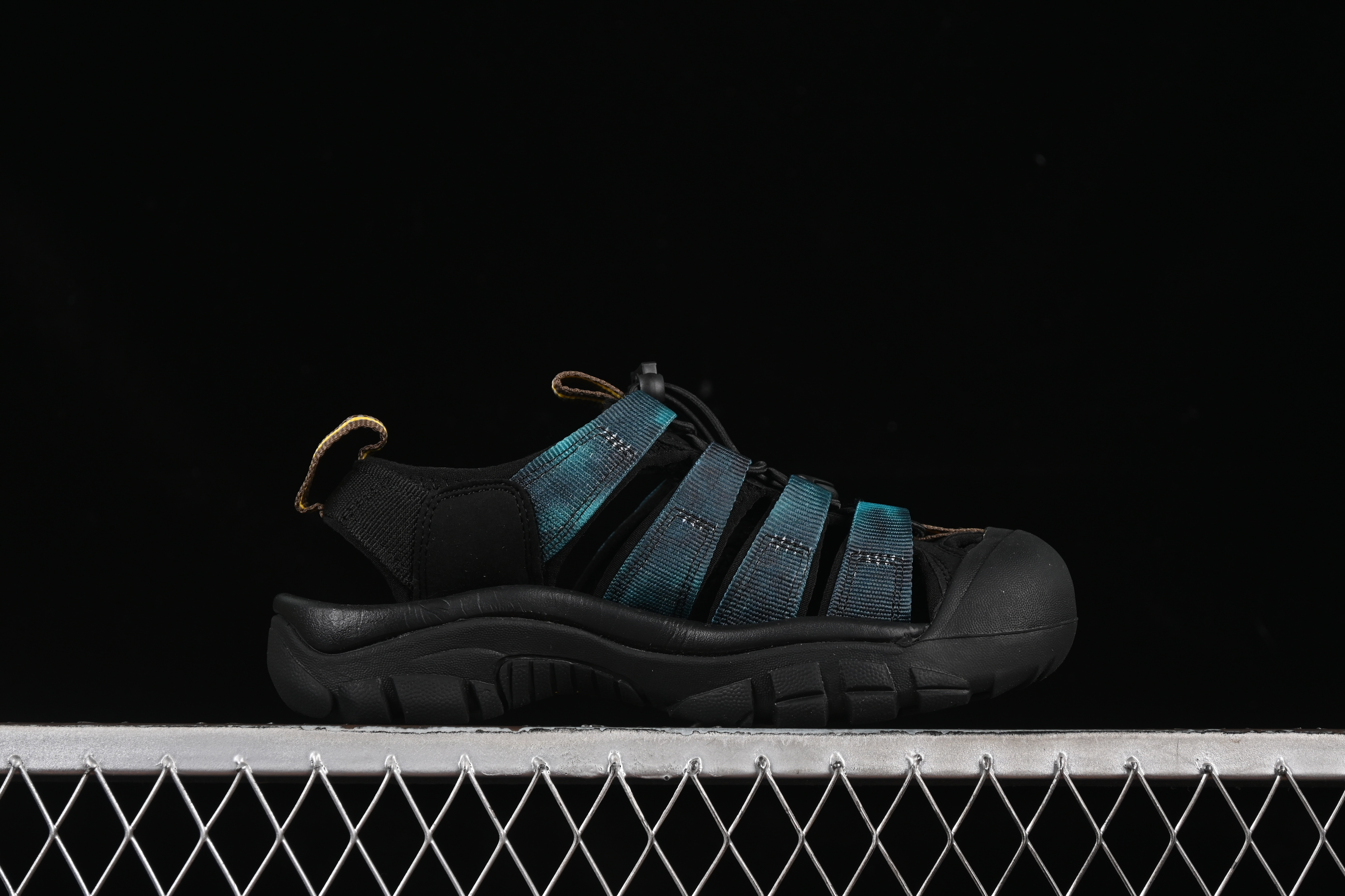 Keen Newport Summer Trendy Woven Elastic Strap Water Sandals for Hiking and Outdoor Activities - 1022258