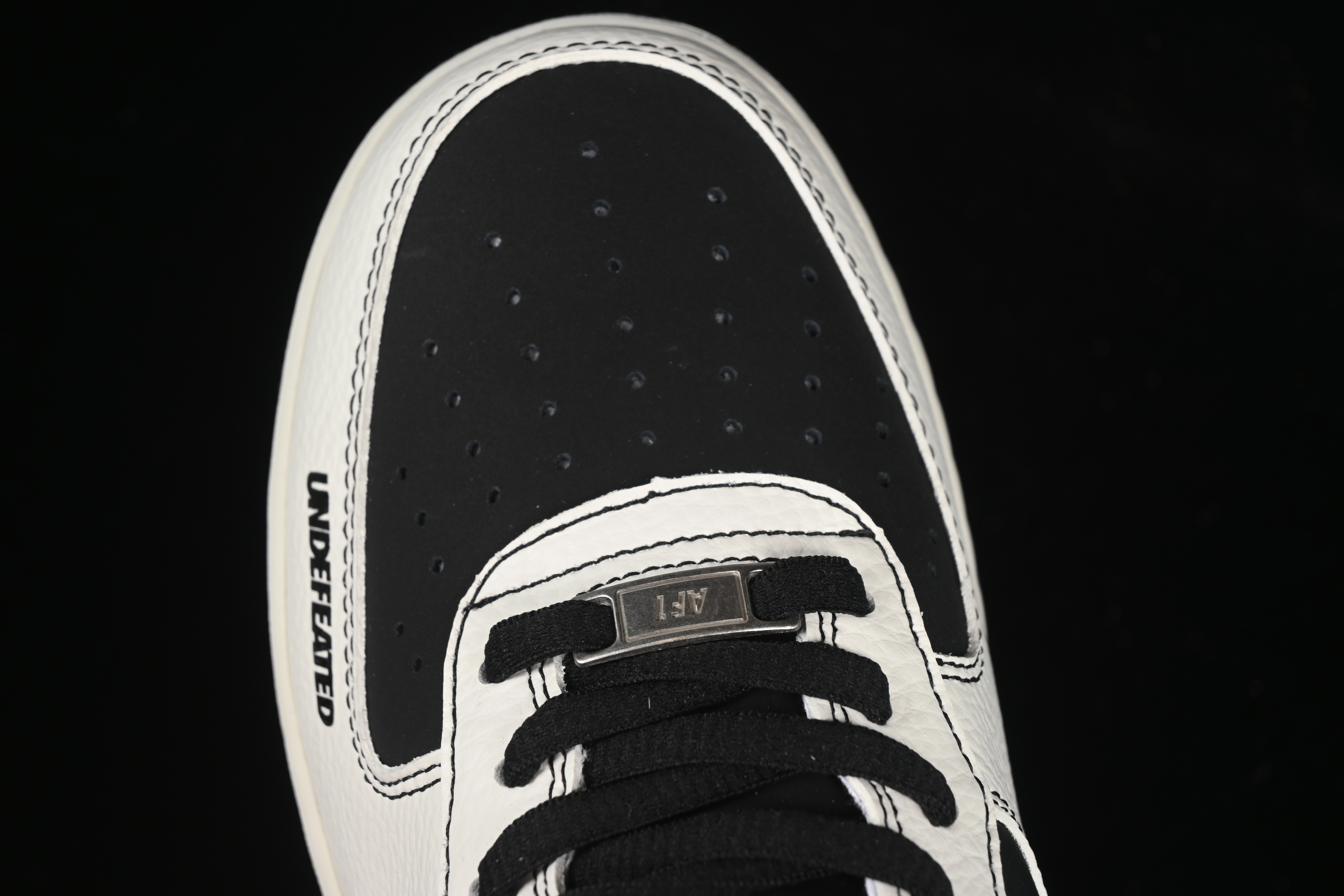 Nike Air Force 1'07 Low UN Collaboration Casual Sneakers in Black White Purple - SC9207-528