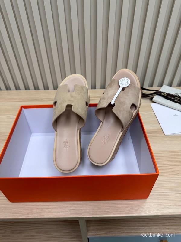 2025 Women Hermès Beige Suede Slip-On Sandals