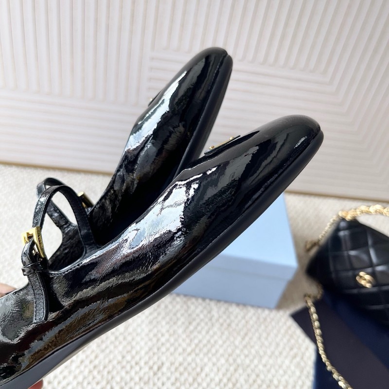 2025 Women Prada Black Patent Leather Mary Jane Ballet Flats KFY00290