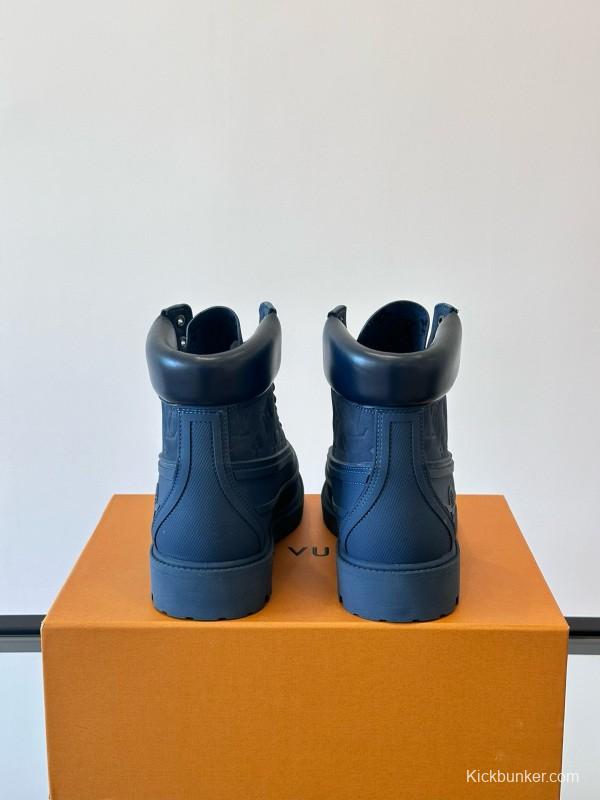 2024 Men Louis Vuitton Blue Leather Ankle Boots MJ00390