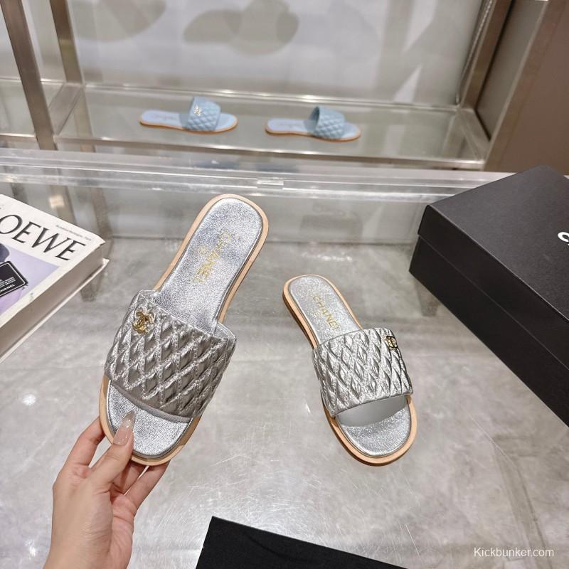 2025 Slippers Chanel Silver Leather Slippers