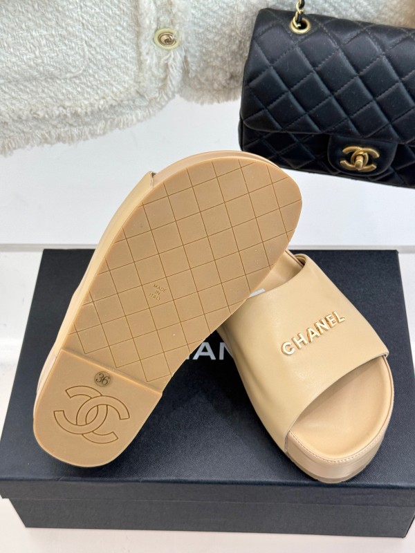 2025 Women Chanel Beige Leather Slippers