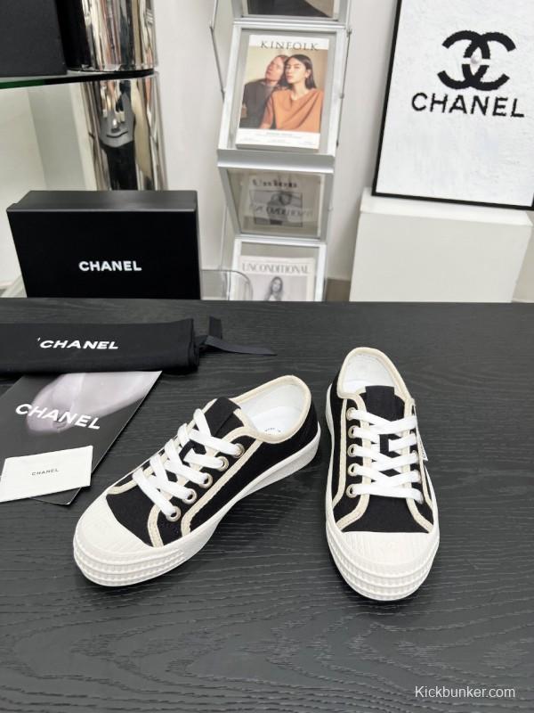 2025 Women Chanel Black Canvas Sneakers LY00230