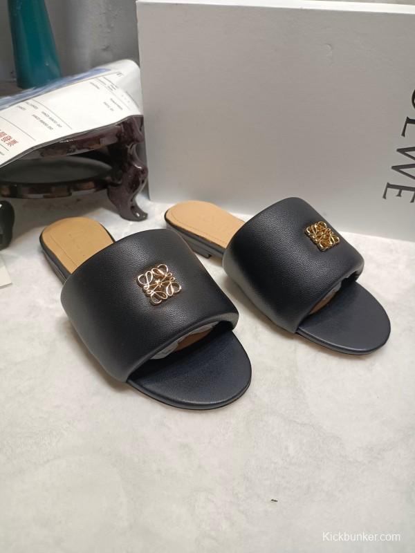 2025 Women Loewe Black Leather Slippers LY00000