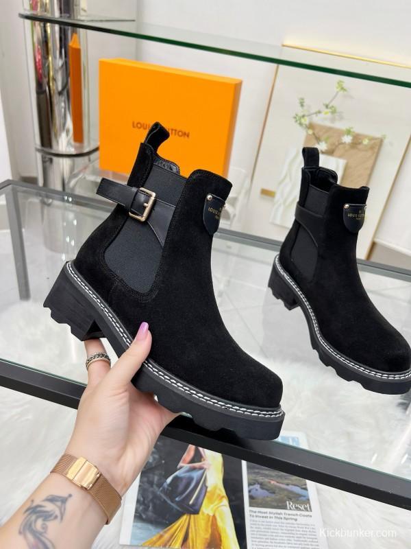 2024 Women Louis Vuitton Black Suede Leather Ankle Boots MJ00310