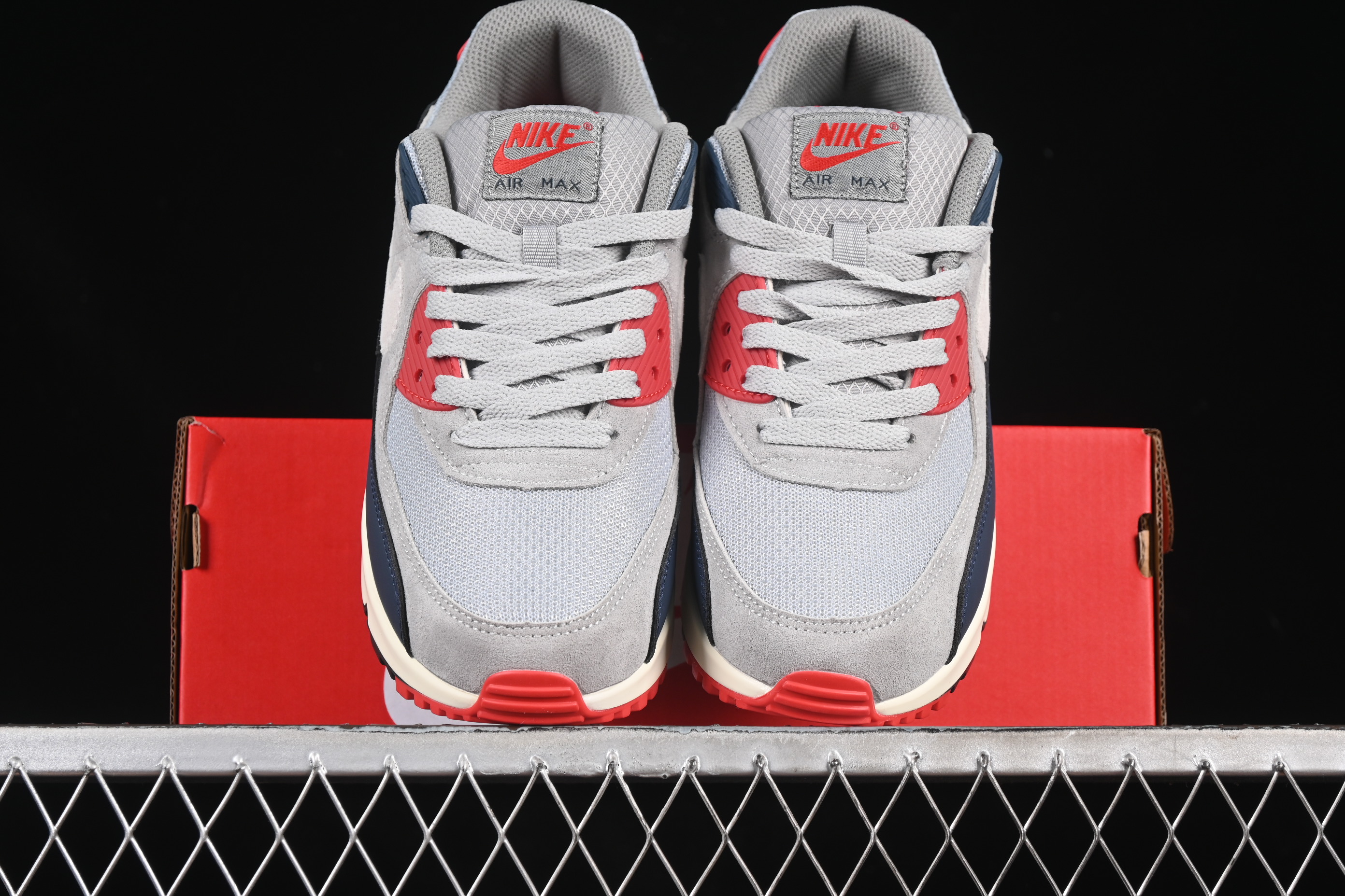 Nike Air Max 90 Retro Running Shoes with Air Cushion Technology - DM0029-005