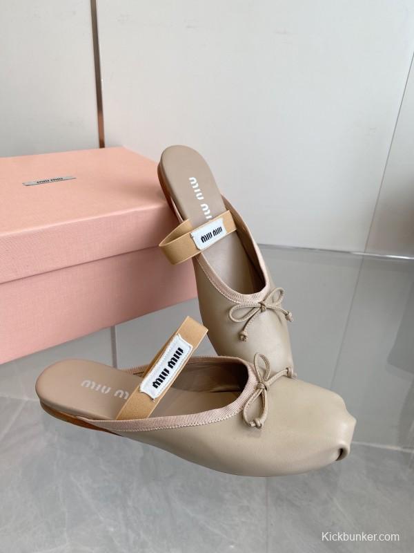 2025 Women Miu Miu Beige Suede Ballet Flats KFY00280