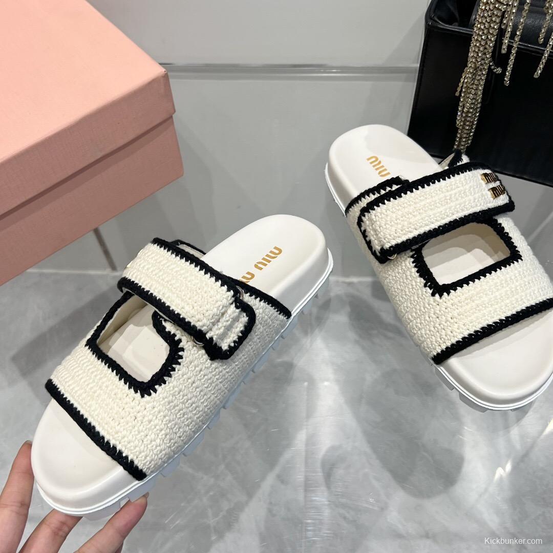 2025 Miu Miu White Black Knitted Leather Slippers KFY00290