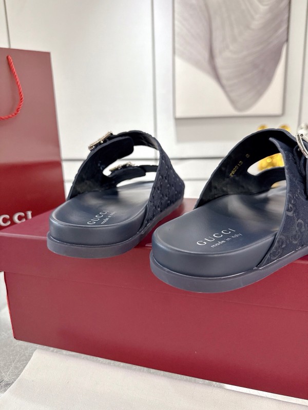 2025 Unisex Gucci Black Leather Fabric Slippers Double G Embossed AS00240
