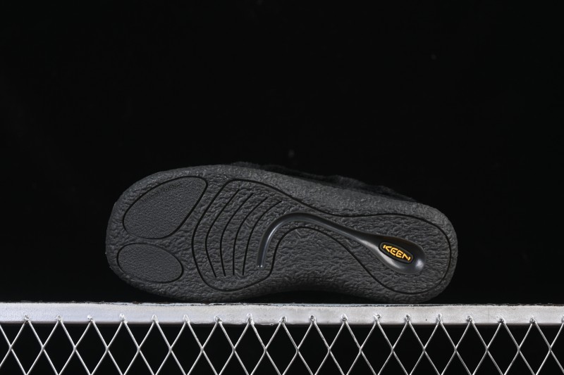 Keen Howser III Slide Winter Plush Casual Lifestyle Shoes - 1029436