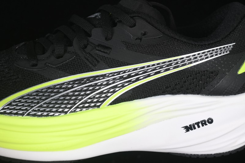 Puma Deviate Nitro 3 Running Shoes with Comfort Grip and Low-Top Design - 378449-03