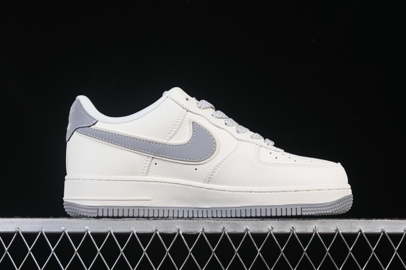 Nike Air Force 1 '07 Low Stussy Sneakers with Grey Swoosh and Full-Length Air Cushion - CS5288-040