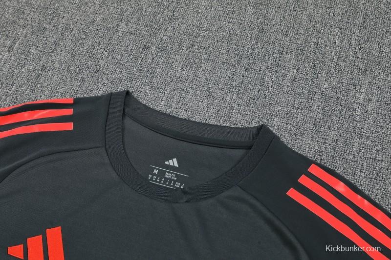 25/26 Bayern Munich Black Short Sleeve Jersey+Shorts