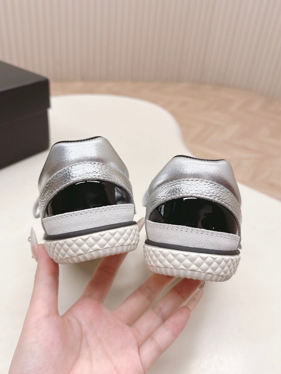 Chanel 2025 SS Casual Sneakers Training Shoes - LY00300