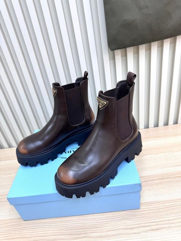 Prada Spring/Summer 2025 Platform Ankle Boots - LY0340