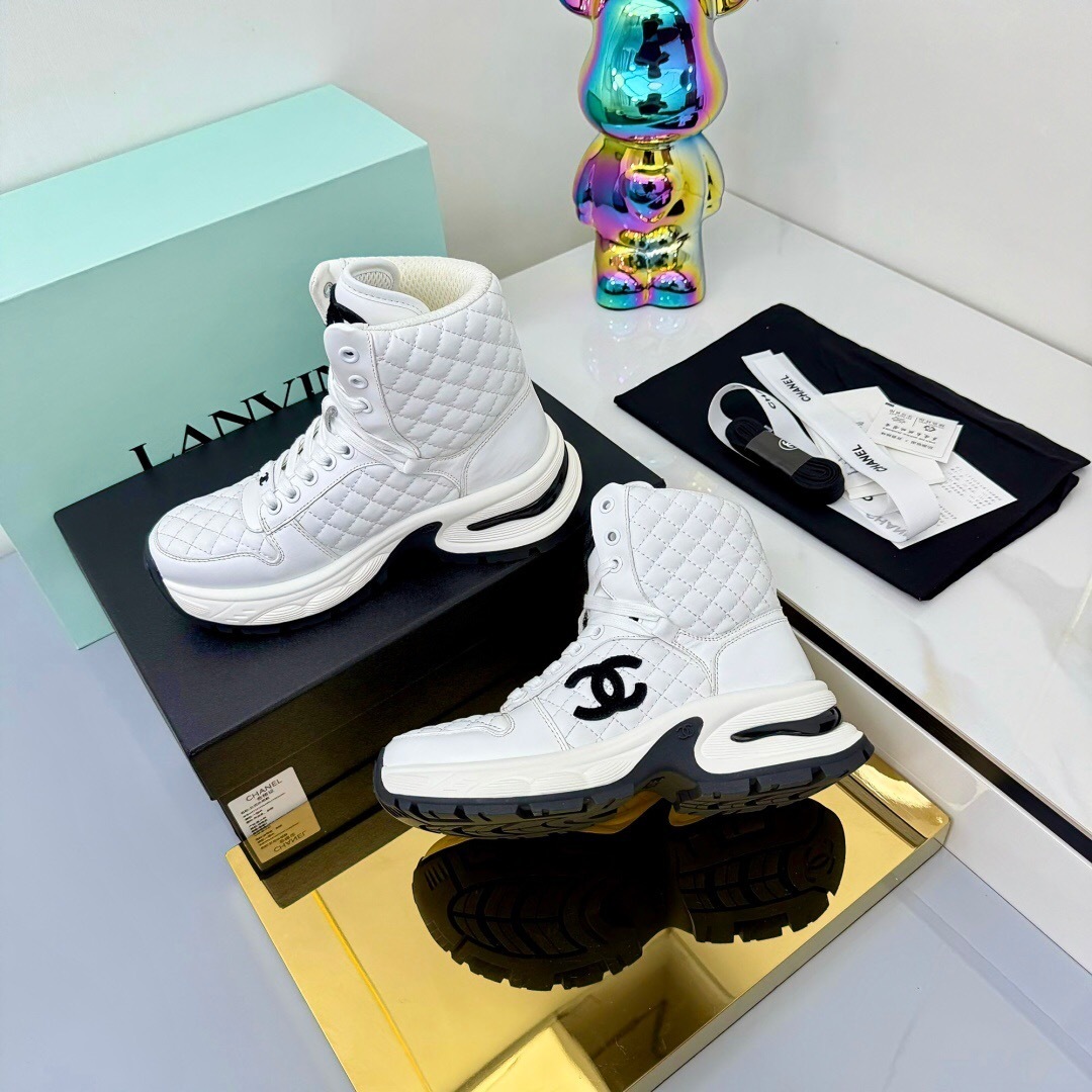 Chanel 2025 SS Short Boots Essential Heavy Duty Autumn Winter Collection - LY00400
