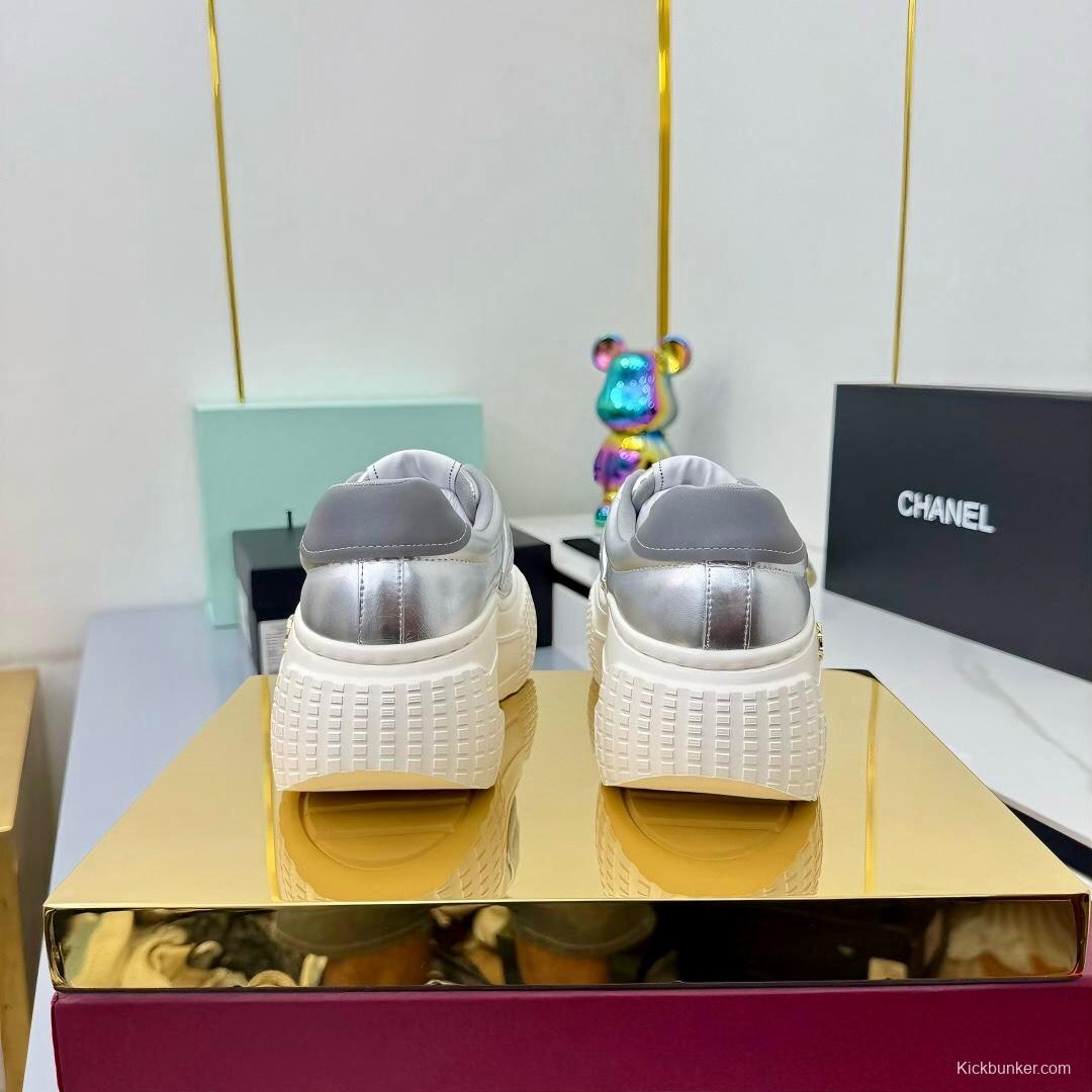 Chanel 2025/SS Panda Casual Sneakers Bread Shoes - LY00330