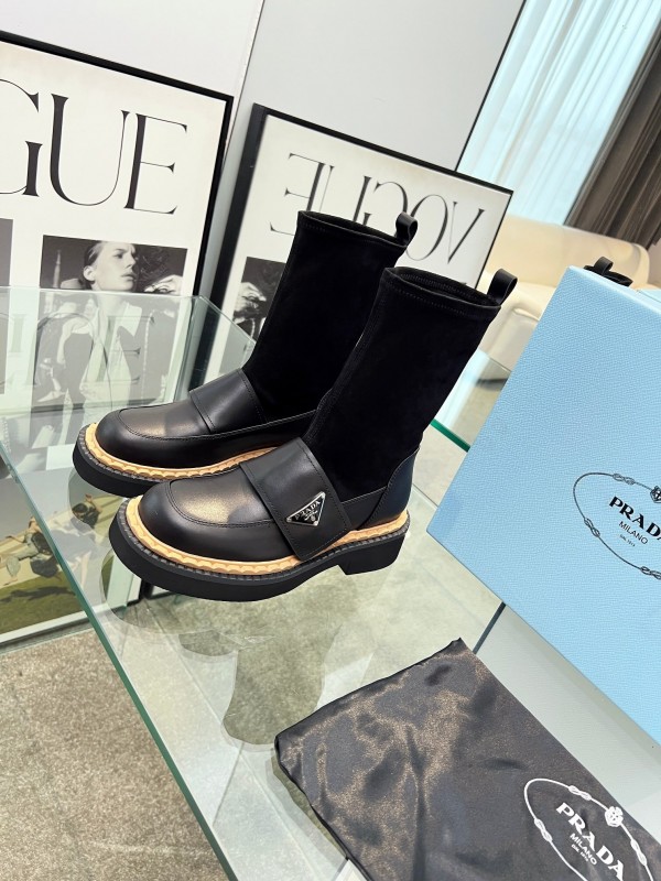 Prada Infinite Versatile Ankle Boots for Women - LY00300