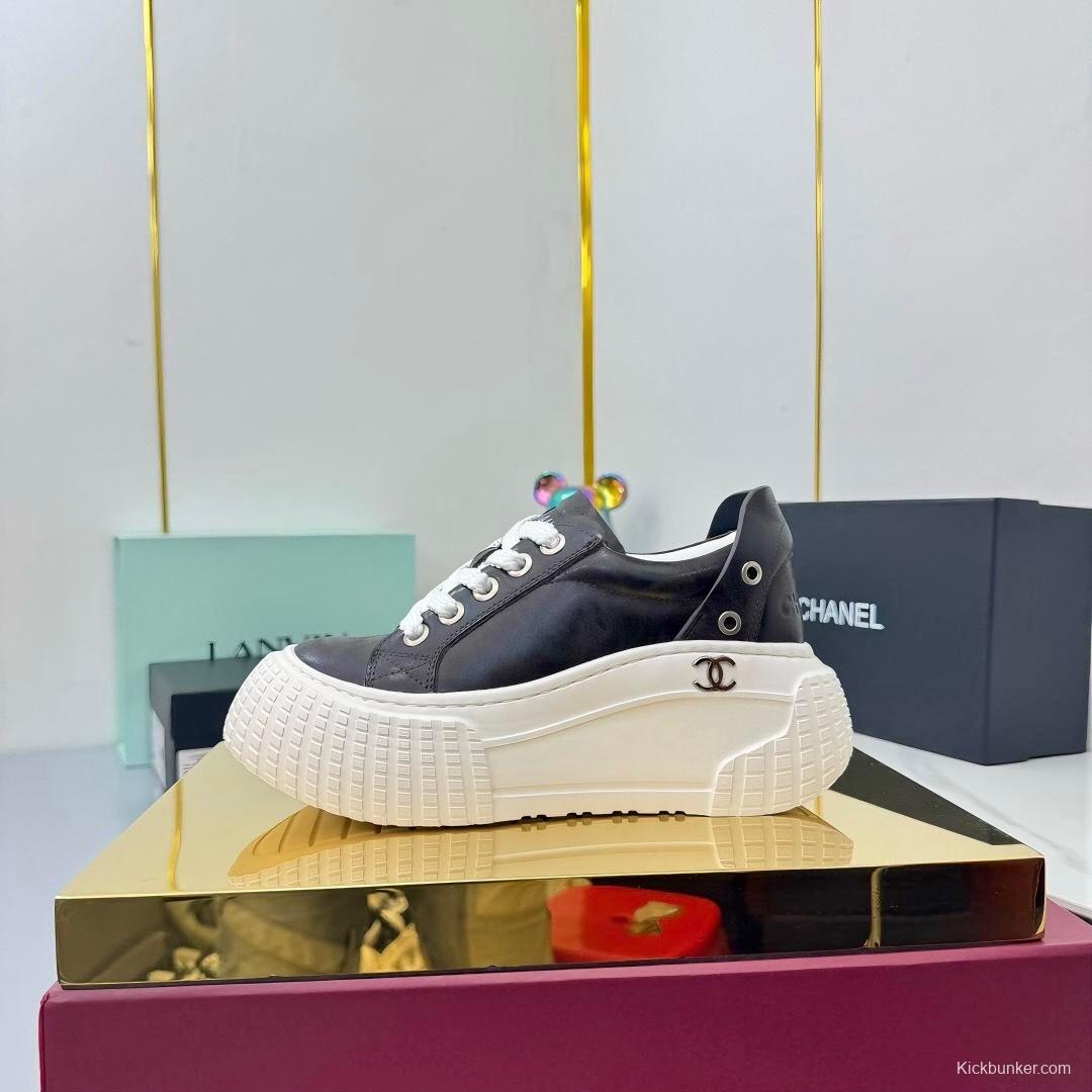 Chanel 2025 SS Panda Loafers Fashion Sneakers - LY00330