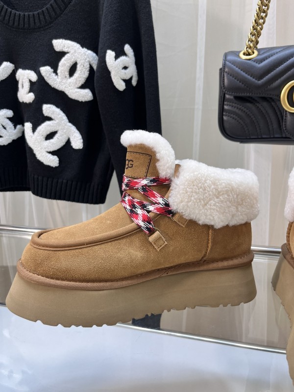 UGG Fluff Yeah Slide Platform Slippers - MJ00280