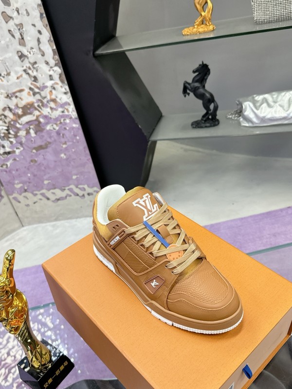 Louis Vuitton LV Trainer Maxi Sneakers - AS00360