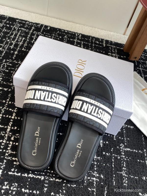 Dior Spring Summer 2025 Latest Lightweight Foam Sole Beach Sandals - KFY00260