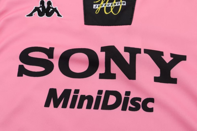 Retro Kids 97/98 Juventus Pink Away Jersey